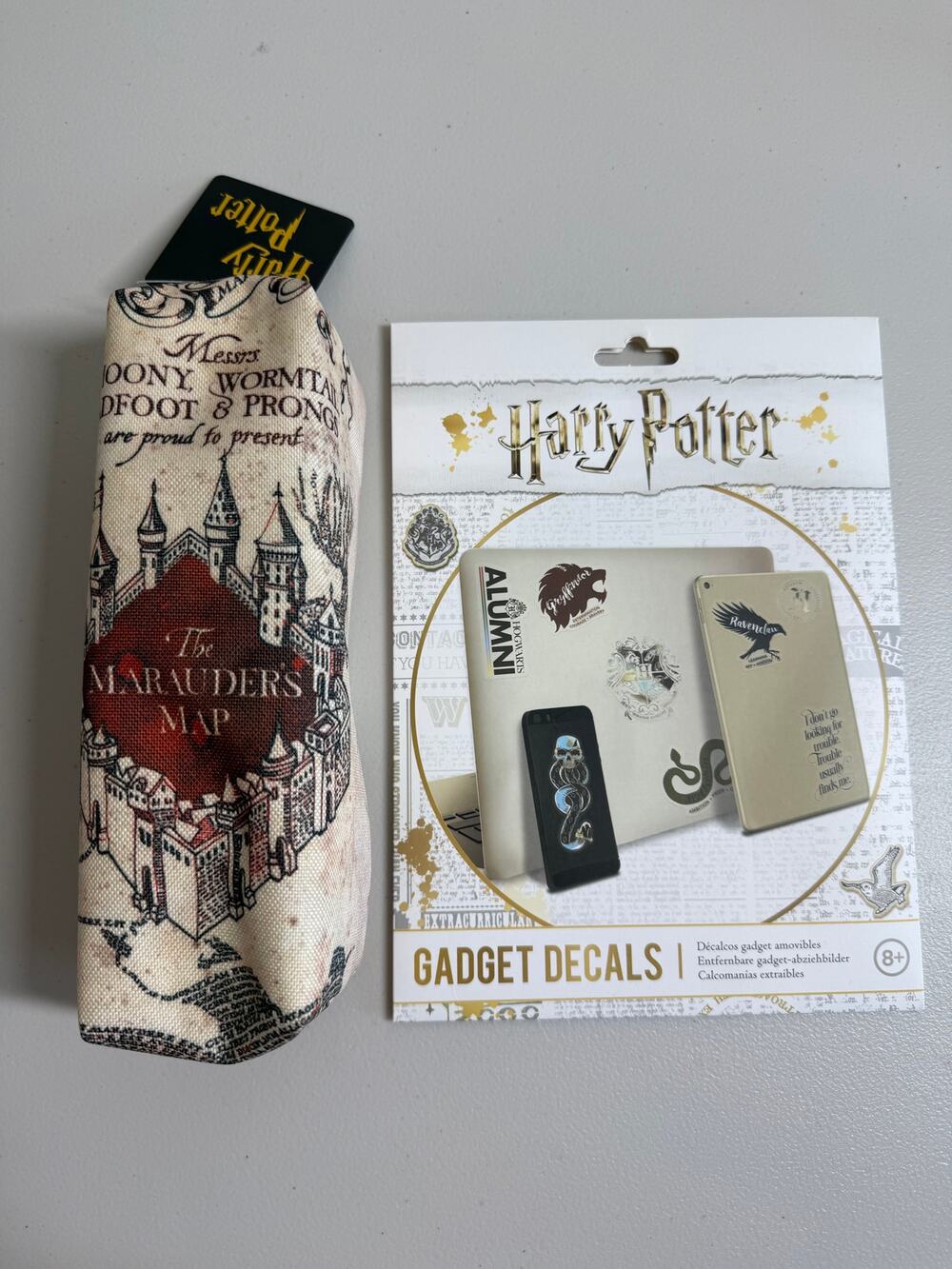 NEW Harry Potter 21 Count Gadget Decals & Marauders Map Zipper Pencil Case